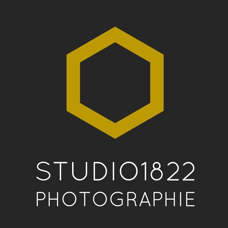 Logo Studio 1822 - Photographe de portrait à Lille